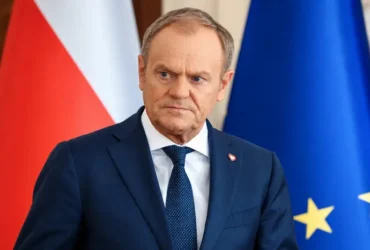 Туск розповів, як Зеленський відреагував на рішення Львівської облради щодо УПА