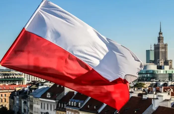 Скандал через рік УПА. Польща відповіла, чи призупинила військову допомогу Україні