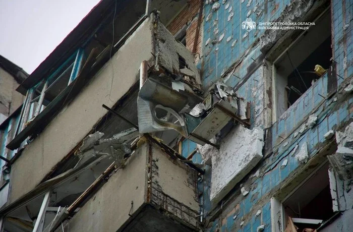 «Дитину відкинуло до стіни». Родина військового постраждала через атаку на Дніпро