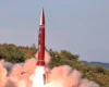 США в зоні ураження? Кім Чен Ин показав ракету, здатну долетіти на інший континент