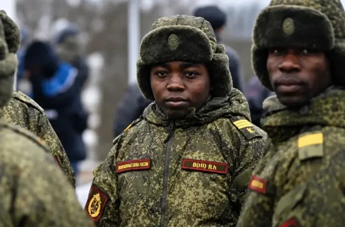 Росія втратила десятки завербованих громадян Уганди на війні проти України – Reuters