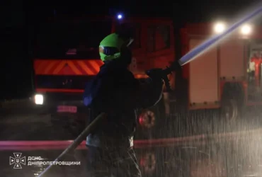 Окупанти вдарили по Дніпропетровщині: загинуло двоє людей, серед постраждалих – дитина