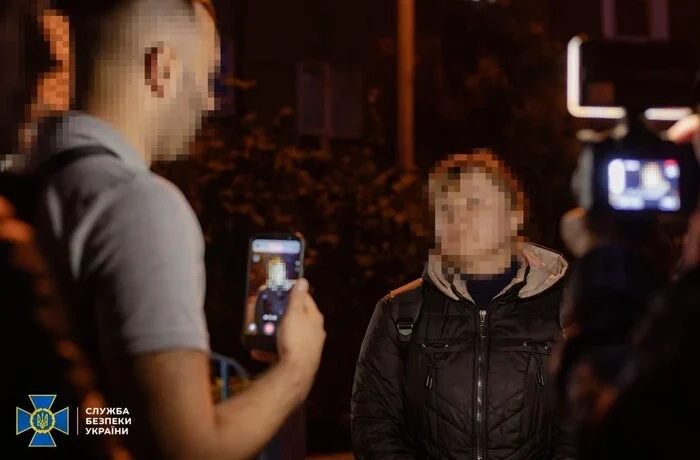 СБУ затримала киянку, яка «злила» у соцмережі позиції столичної ППО