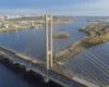 У Києві обмежено рух Південним мостом і зеленою гілкою метро