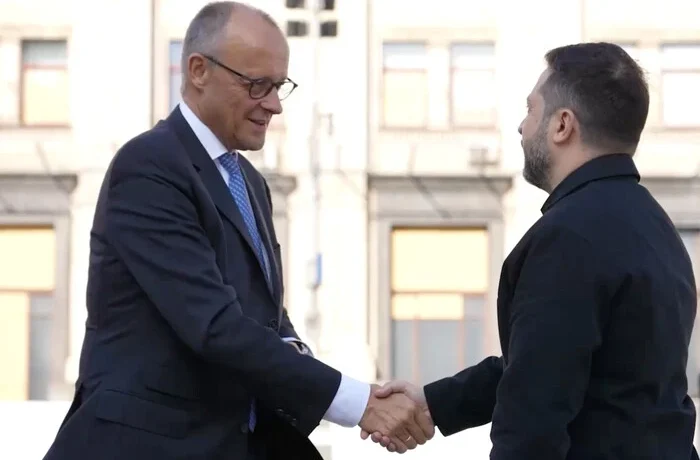 Зеленський показав перші кадри зустрічі з Мерцом у Києві