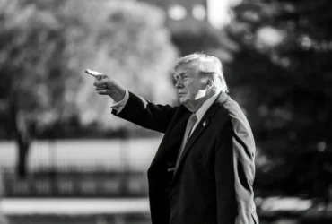 Гроші Москві, менше зброї Києву: NYT про те, як політика Трампа б’є по Україні