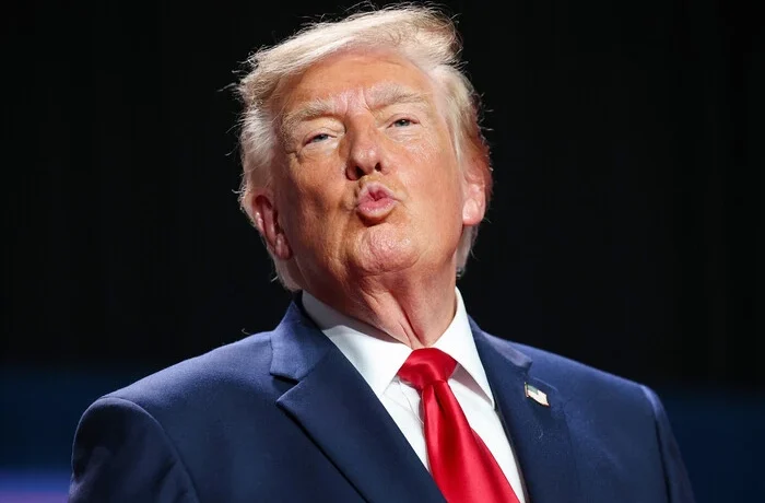 Трамп атакує Зеленського: що відбувається у відносинах США та України