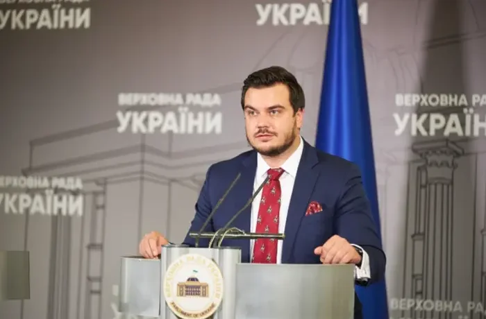 Гуманізація Фрідмана: нас готують до зняття санкцій?