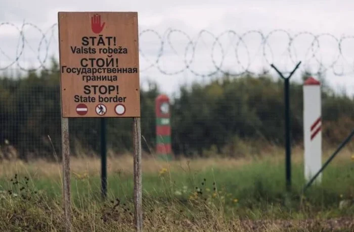 Озброєні супровідники нелегалів погрожували латвійським військовим на кордоні з Білоруссю