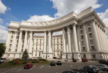 Сибіга анонсував зміни в роботі консульств: деталі