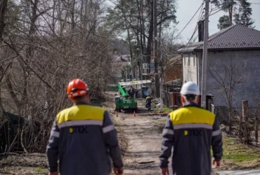 «Графік пристойними словами не опишеш». Кияни зі світлом лише по пару годин на добу