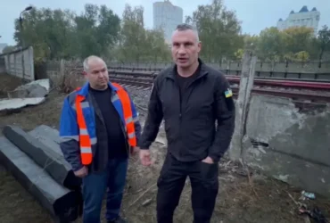 Удар по Південному мосту у Києві: як курсує метро