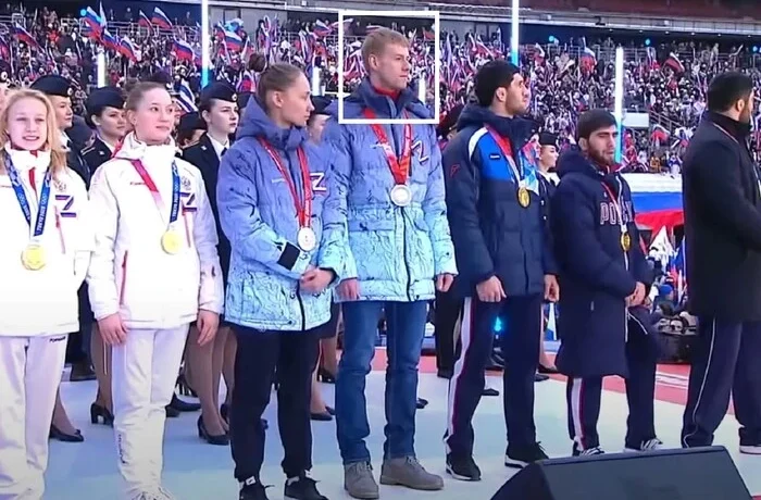 Російський лижник, яка мітингував з «Z» на одязі, отримав нейтральний статус
