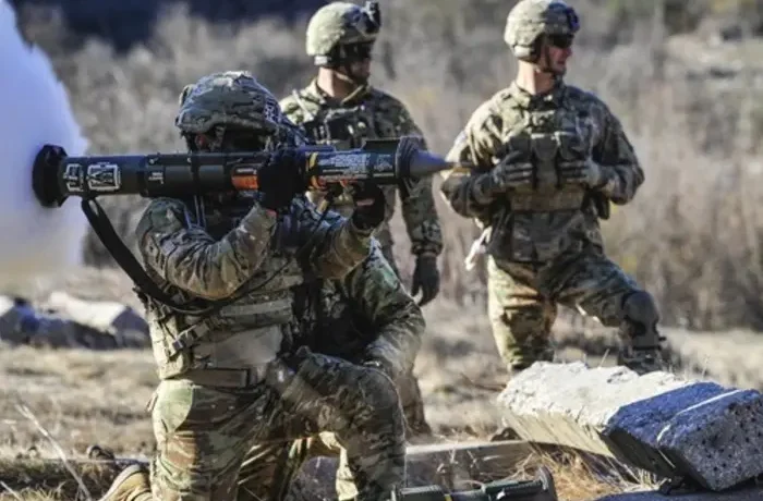 Біля кордону з Росією почалися найбільші в історії бригади НАТО військові навчання