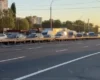 Після удару РФ по Північному мосту Київ скували затори (відео)