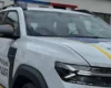 Суд покарав жінку, яка хотіла влучити каменем у працівника ТЦК, а розбила скло поліцейського авто