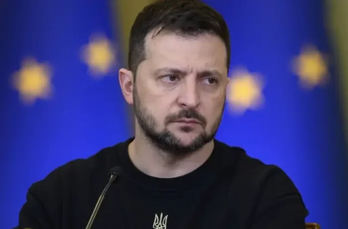Зеленський відповів на пропозицію вивести ЗСУ з Донбасу заради миру