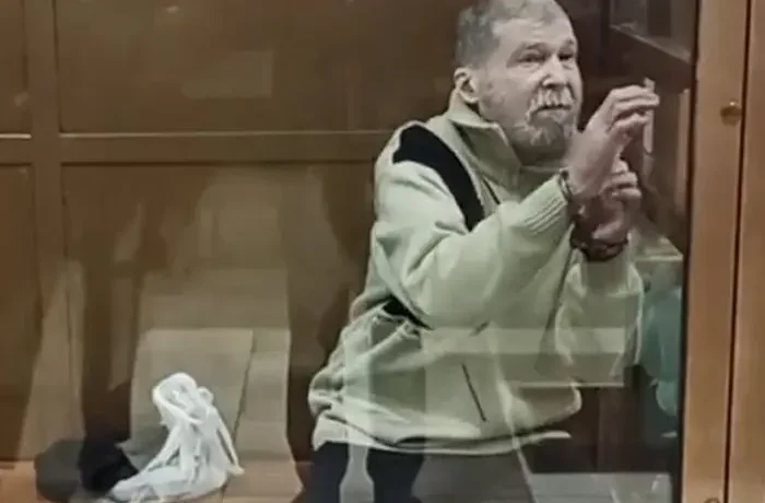Колишній бранець розповів, як росіяни змушували полоненого американця співати гімн РФ