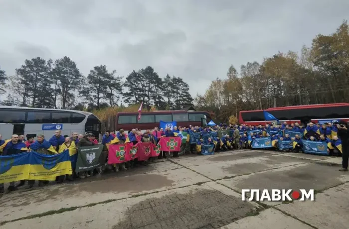 Обмін полоненими. Прокопенко повідомив, скільки азовців повернулися додому