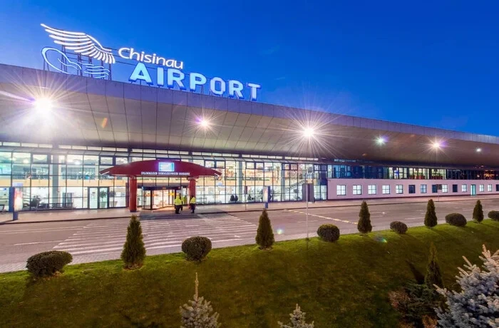 Аеропорт Кишинева зупинив реєстрацію пасажирів через загрозу мінування