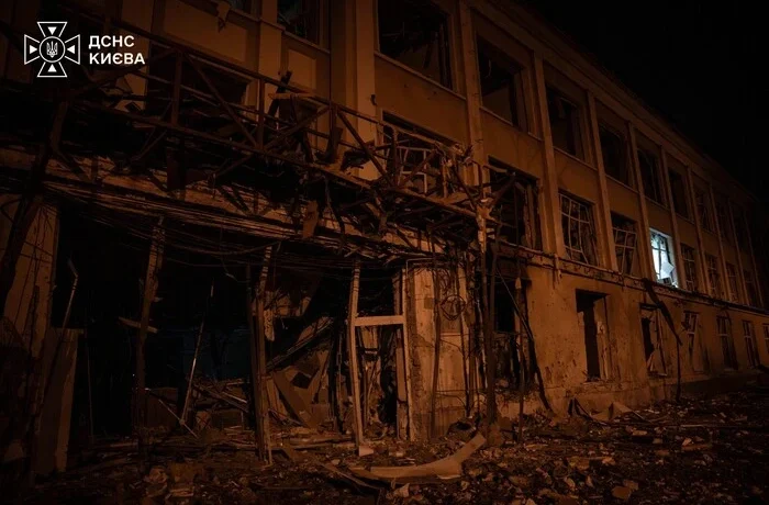 Росія атакувала Київ балістикою. Одна людина загинула, ще восьмеро зазнали травм