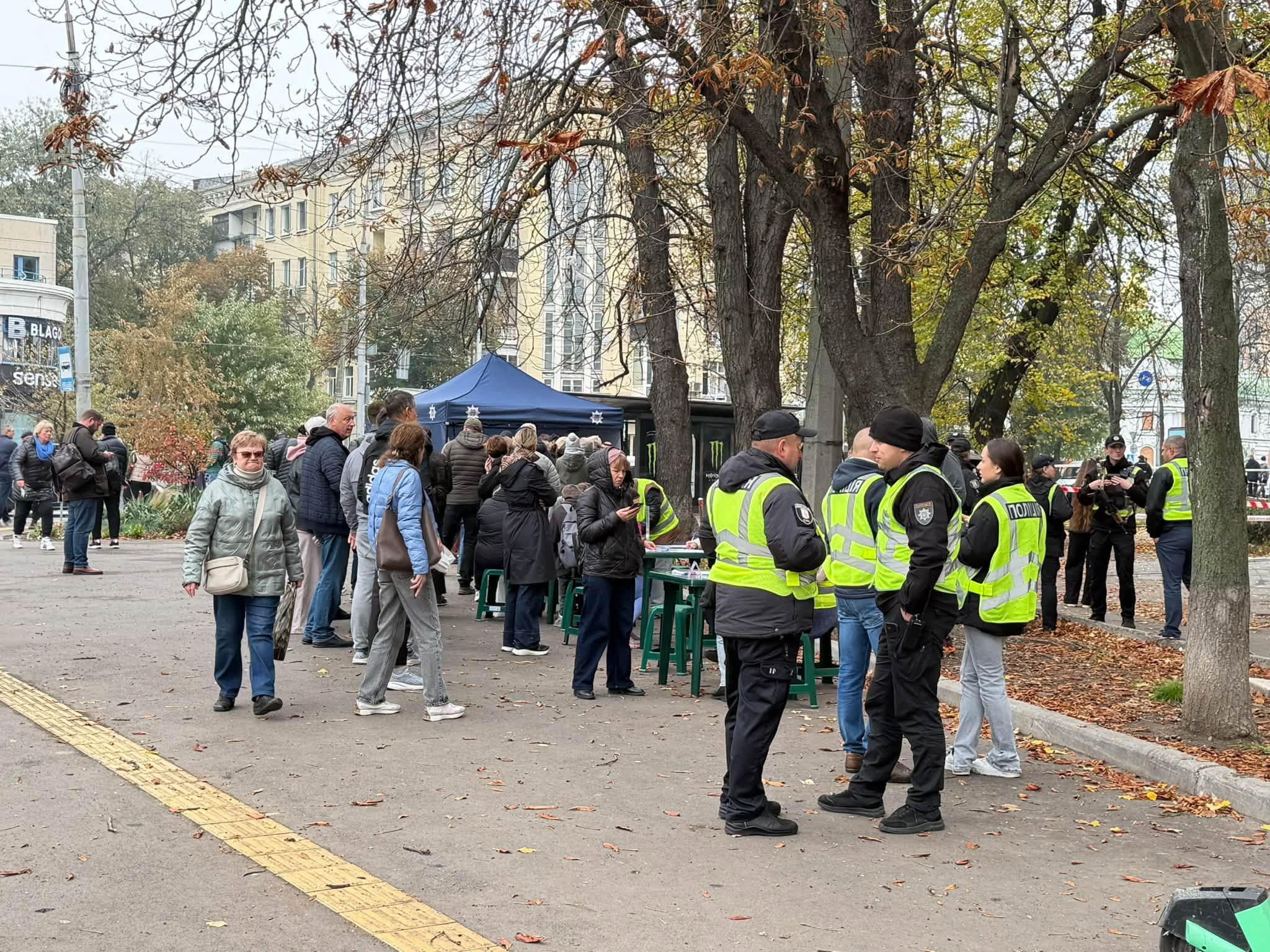Пунктів допомоги жителям постраждалих будинків