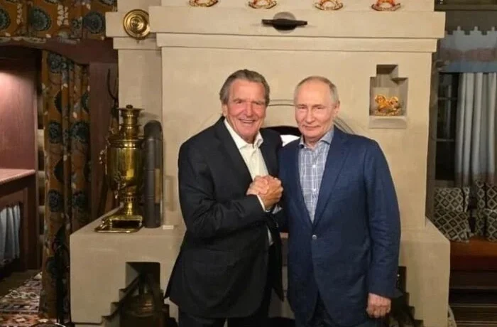 Шредеру загрожує виключення з партії через святкування з Путіним