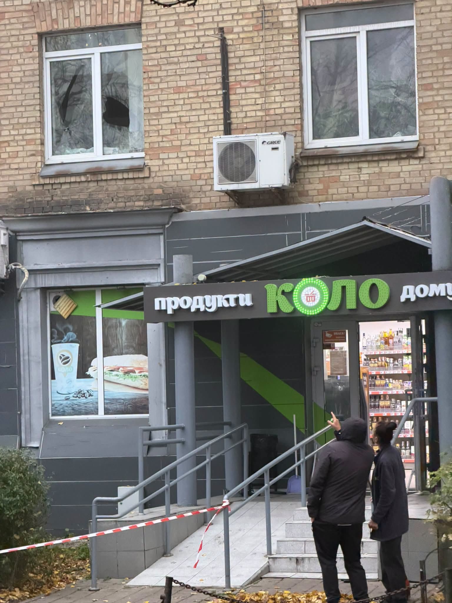 Внаслідок обстрілу постраждав продуктовий магазин