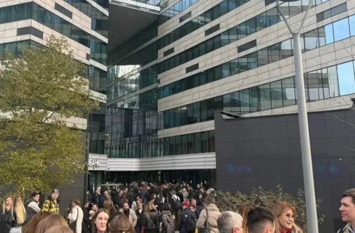 Масована атака дронів на Москву. Терміново евакуйовано три міністерства РФ