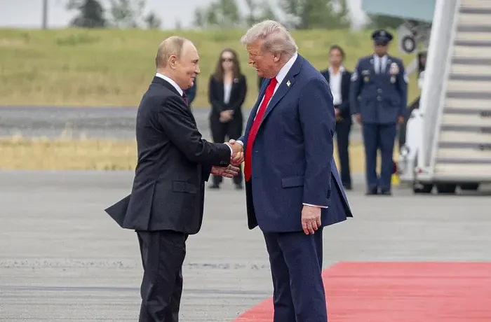 Кремль прокоментував заяви про візит Трампа до Москви