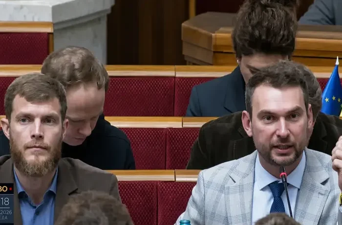 «Це позиція всього парламенту»: Железняк випадково запропонував підвищити зарплати нардепів замість військових (відео)