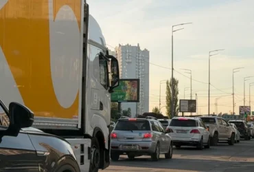 Народна депутатка виїхала на Південний міст і потрапила у пастку