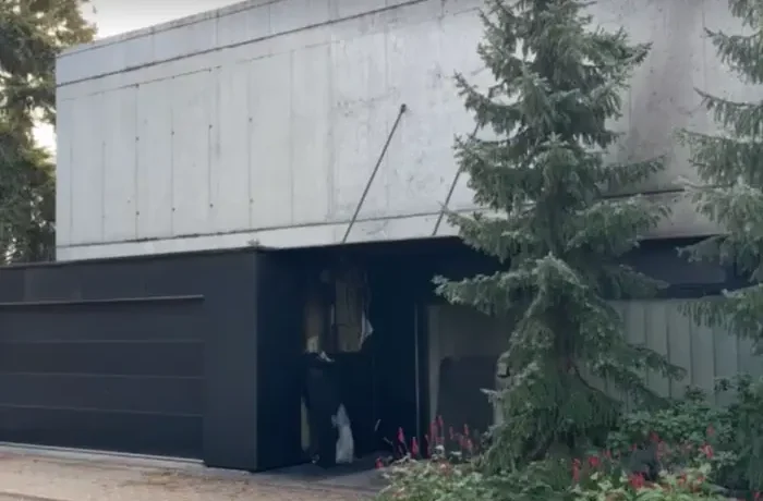 У Чехії загорівся будинок власника компанії, яка постачає боєприпаси Україні: можливий підпал