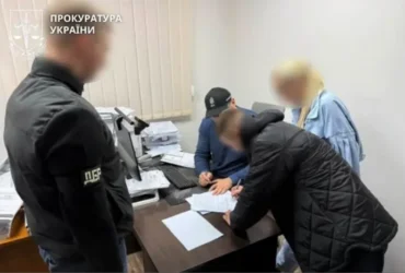 На Прикарпатті митник збив пішохода та втік: посадовця звільняють