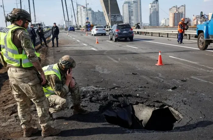 Перевірка безкарністю: чому Росія б’є по садочках, зв’язку і вантових мостах Києва