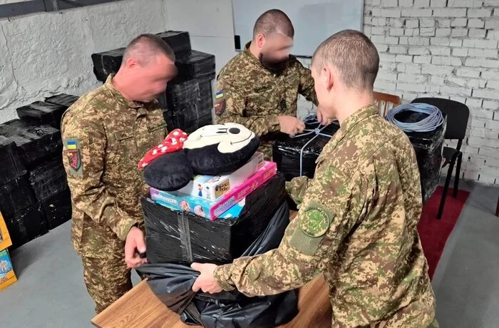 Гуманітарна криза в Олешках: дрони доправили допомогу для родин із дітьми