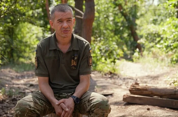 Пораненого бійця ЗСУ вивіз із позиції кінь