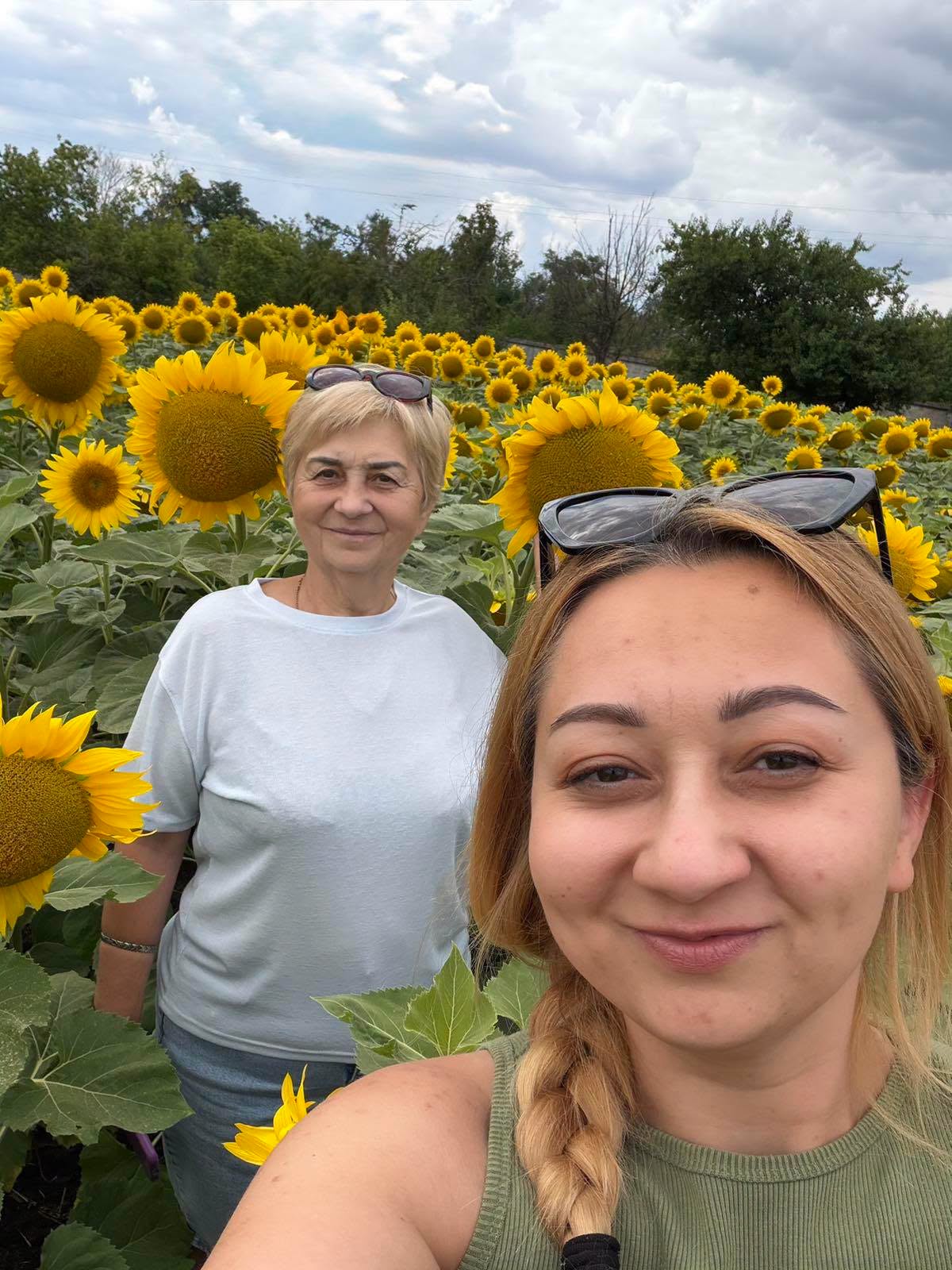 Анна з мамою 
