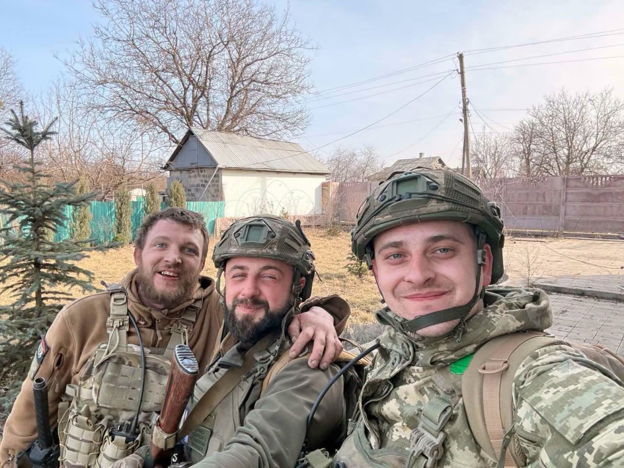 Валентин Мельник із побратимами