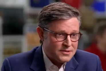 Спікер Палати представників США назвав причину високих цін на пальне