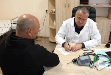 На Буковині голова громади вечорами підробляє сімейним лікарем