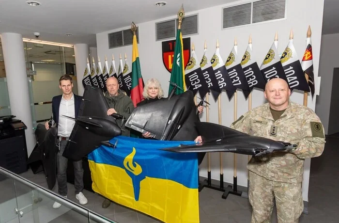 Литовці зібрали понад мільйон євро на дрони для України