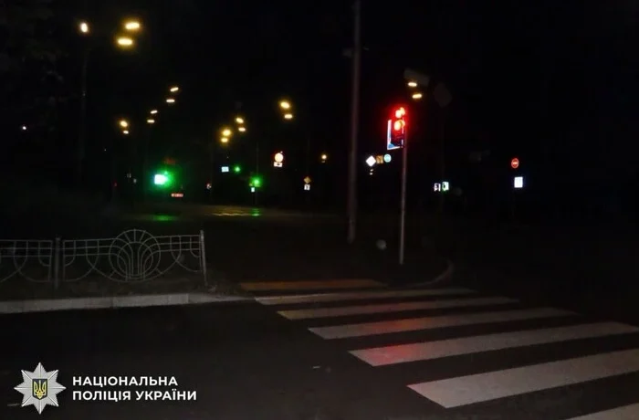У Дніпровському районі підлітки побили та пограбували перехожого: деталі від поліції