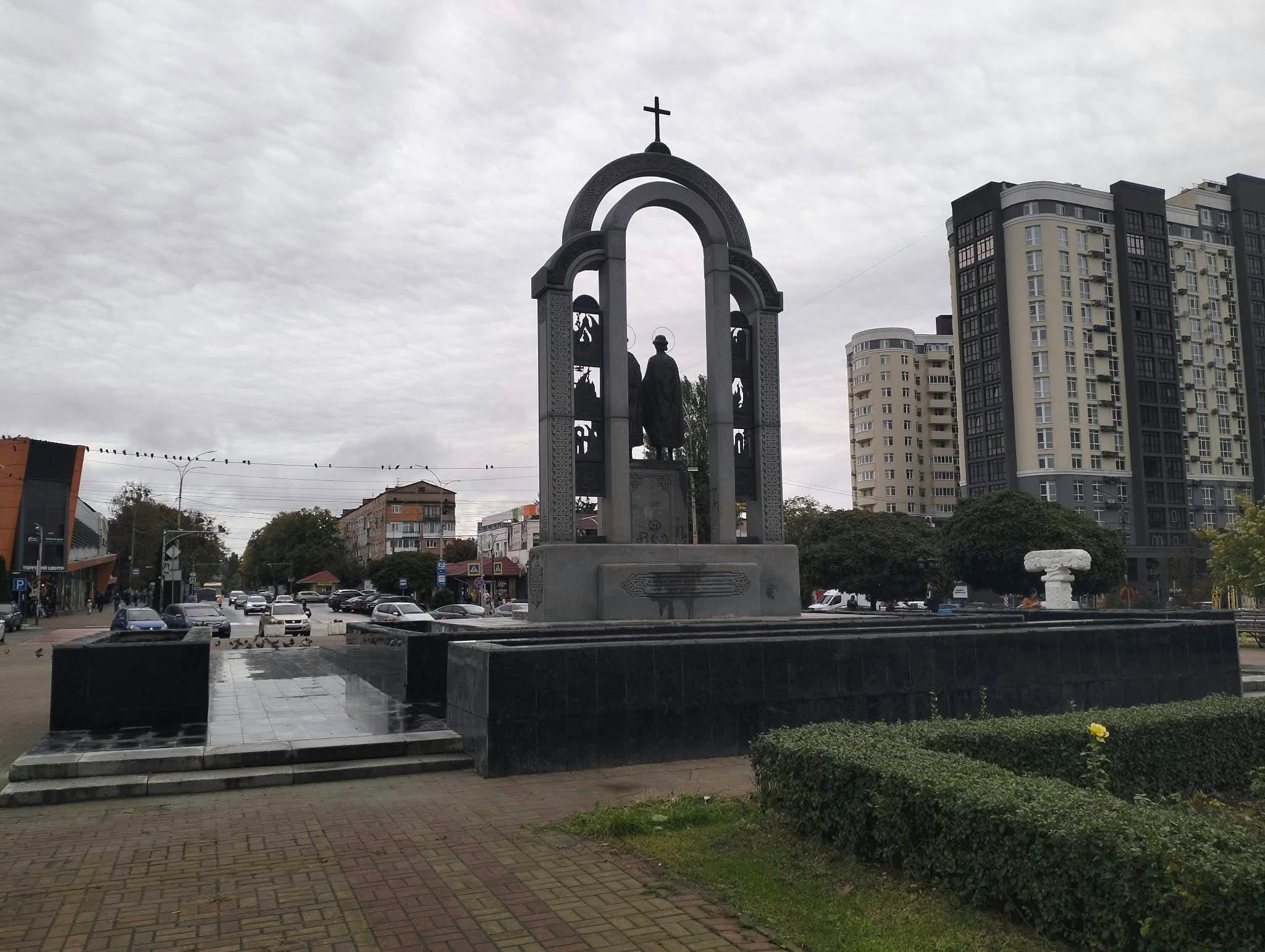 Пам’ятник святим страстотерпцям Борису і Глібу після реконструкції