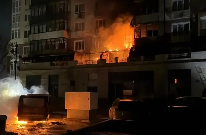 Атака на Умань: спалахнула багатоповерхівка, травмовано п’ятеро людей