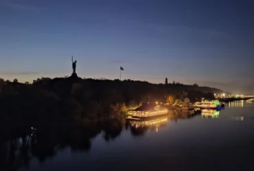Міст Патона пішки: скільки часу потрібно, щоб перетнути Дніпро