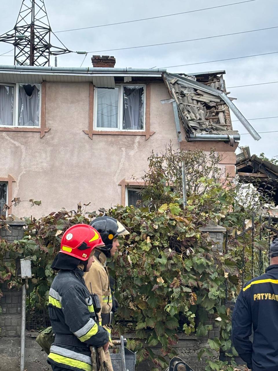 Під Львовом пошкоджено житлові будинки