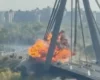 РФ атакувала Північний міст у момент, коли ним їхали автомобілі (відео)