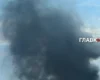 Уламки дрона впали у Шевченківському районі Києва, горять автівки
