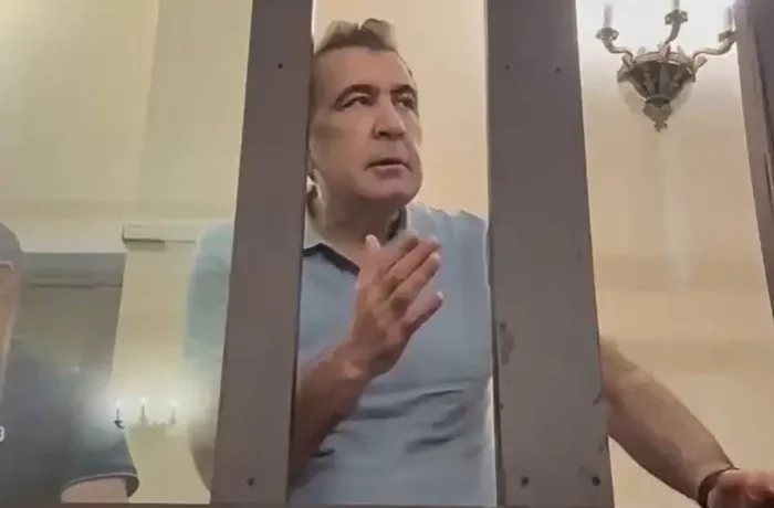 «Грузини масово залишають країну»: Саакашвілі попередив українців про ціну «миру» із РФ